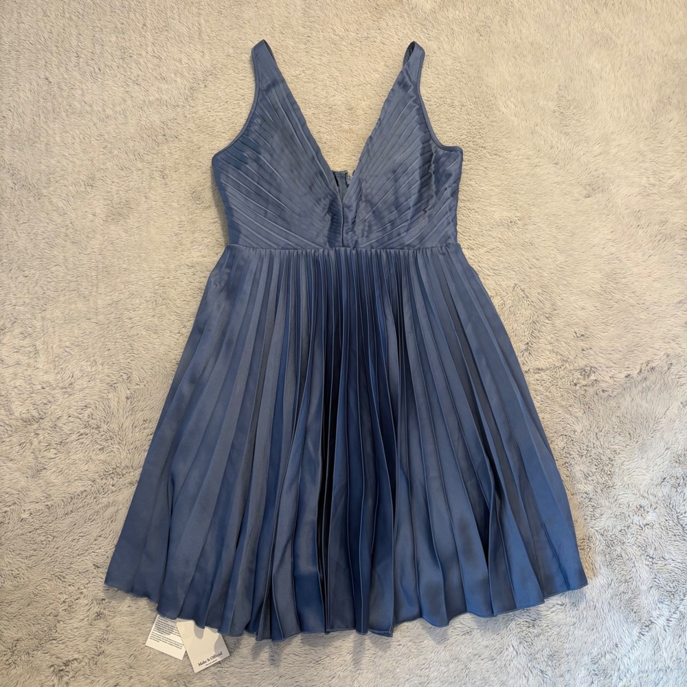 Abercrombie & Fitch Giselle‎ Pleat Mini Dress Blue Satin M Wedding Cocktail NWT - Picture 4 of 11